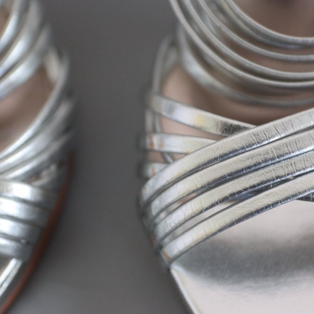 Chinese Laundry Imagine Silver Strappy Heels Size 7.5 Zip Back - Picture 11 of 14